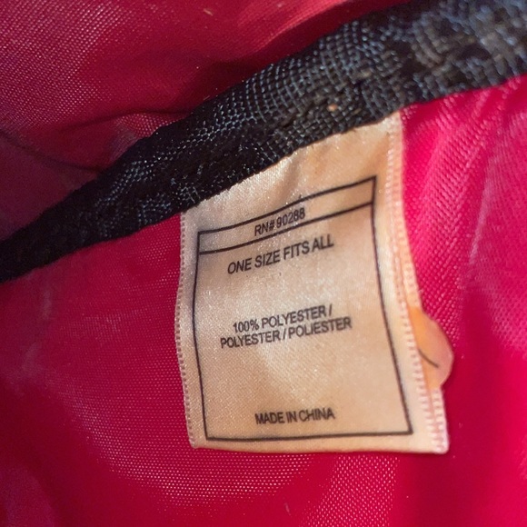 EUC! ADIDAS red backpack 🎒. Has a stain on the bottom white edging. See photos - Picture 4 of 10